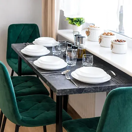 Apartman Spacious Family For 6 - Lift & Balcony Kassa