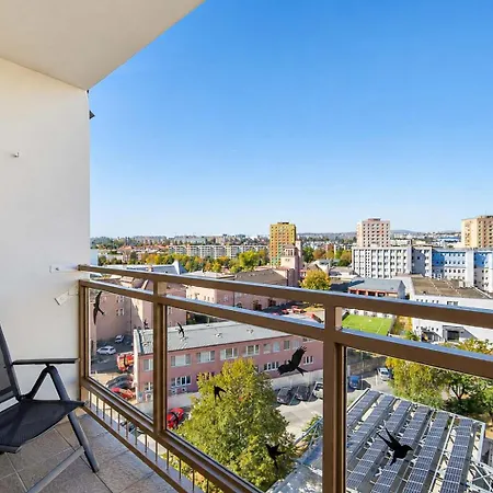Apartman Spacious Family For 6 - Lift & Balcony *